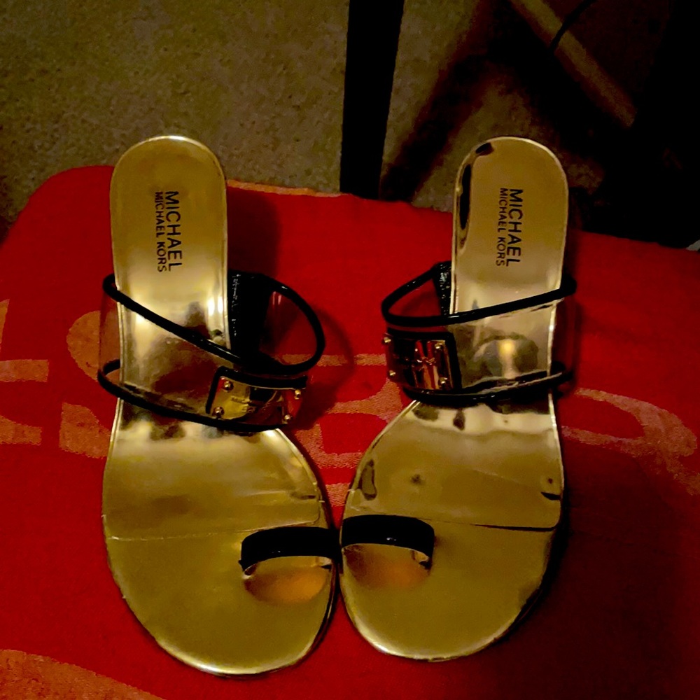 MK SANDAL